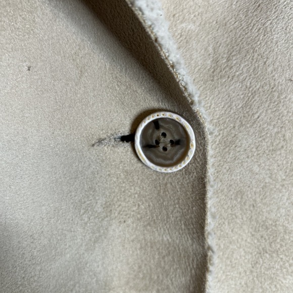 CABI COAT M STYLE 127 FAUX SUEDE SHEARLING POCKETS BUTTON FRONT BEIGE - Picture 6 of 8